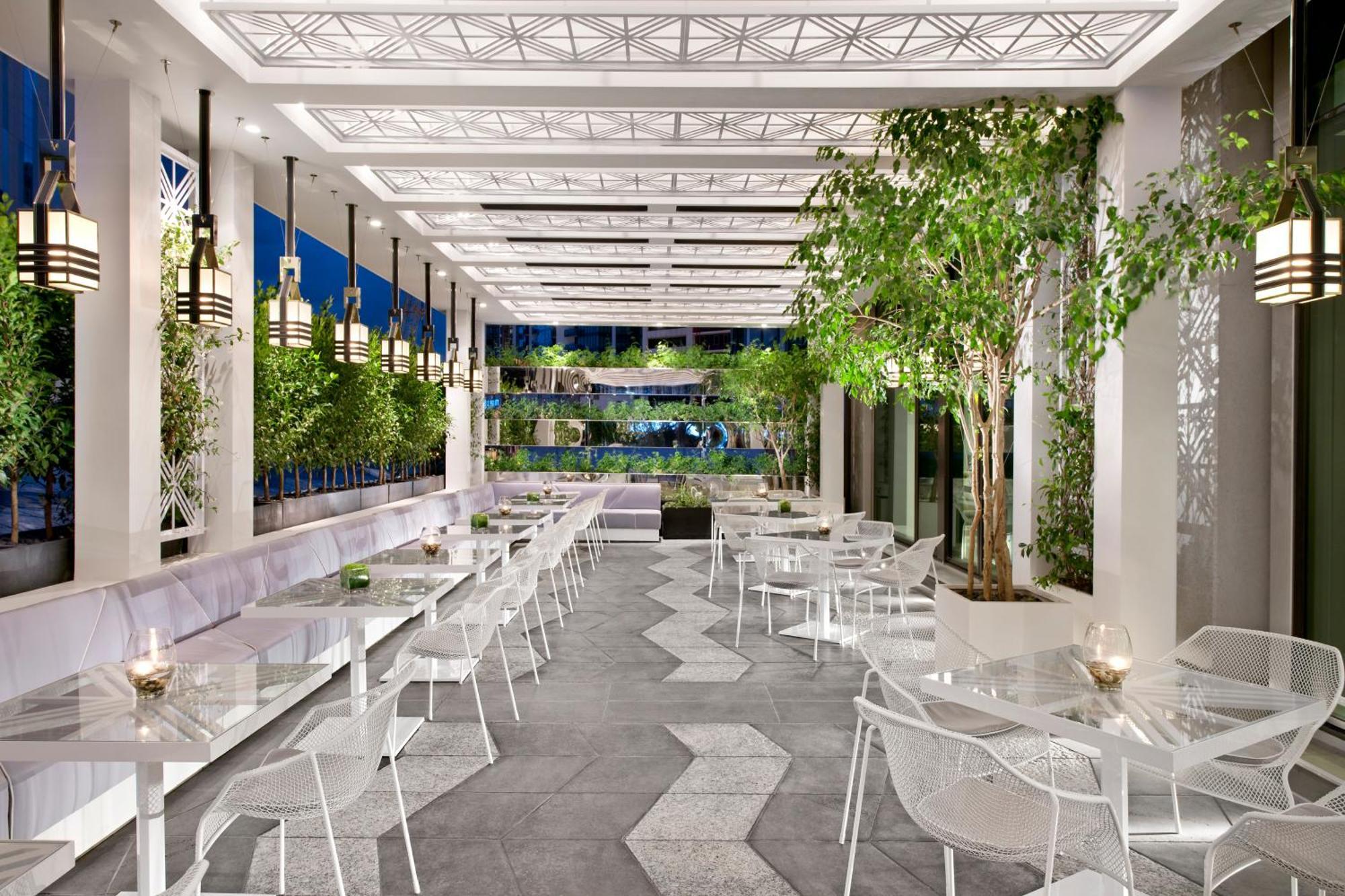 Crown Towers Melbourne Hotel Exterior photo The interior of the restaurant