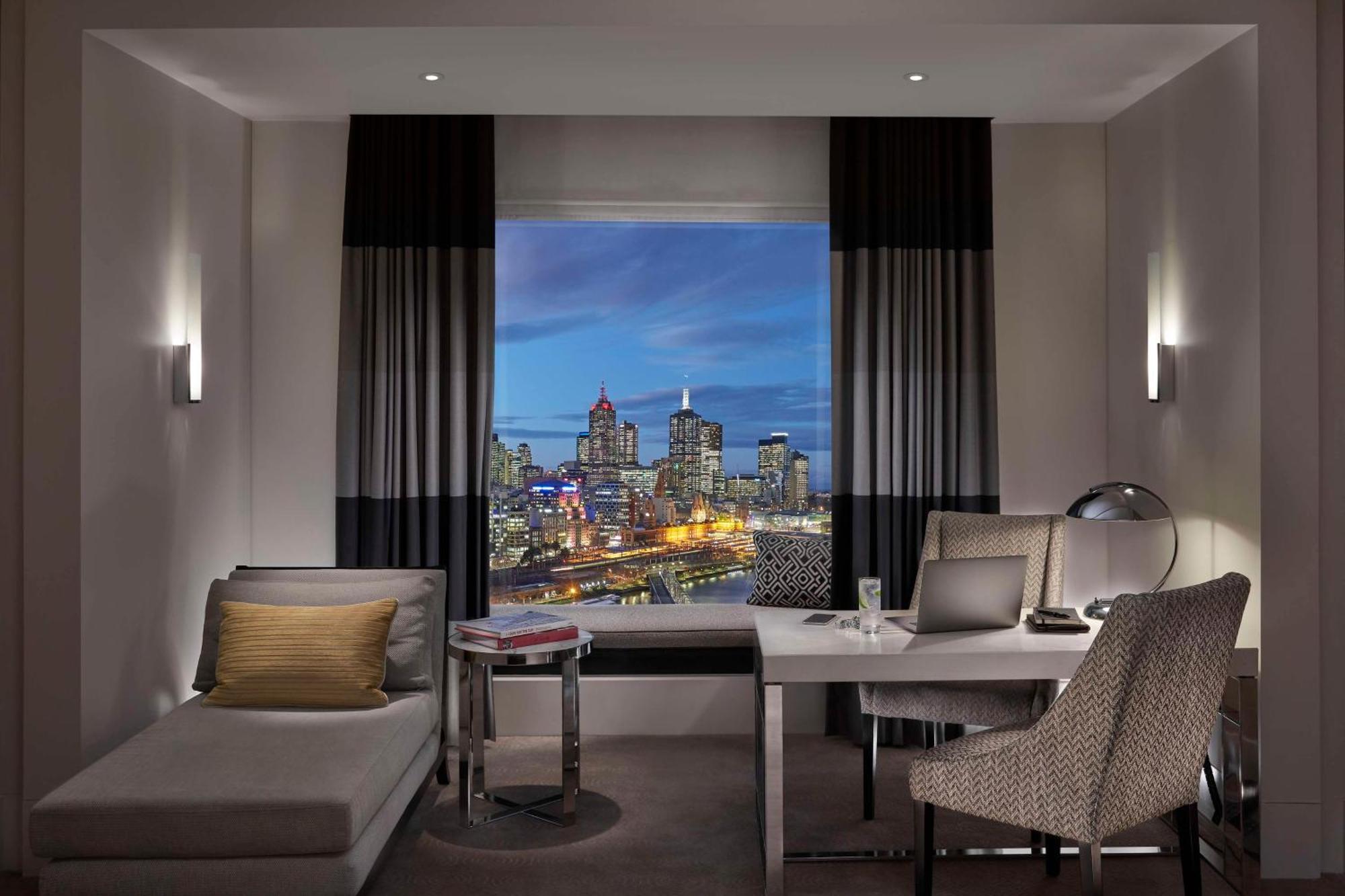 Crown Towers Melbourne Hotel Exterior photo A room at the Mandarin Oriental, New York