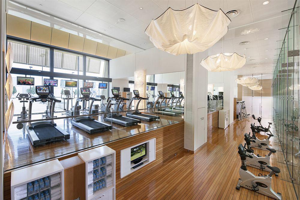 Crown Towers Melbourne Hotel Exterior photo The gym at the Four Seasons Hotel, Hong Kong